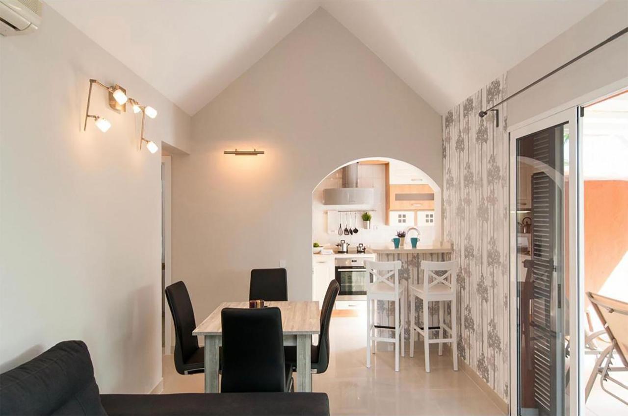 Flamboyant Tree Garden Holiday Home 마스팔로마스 외부 사진